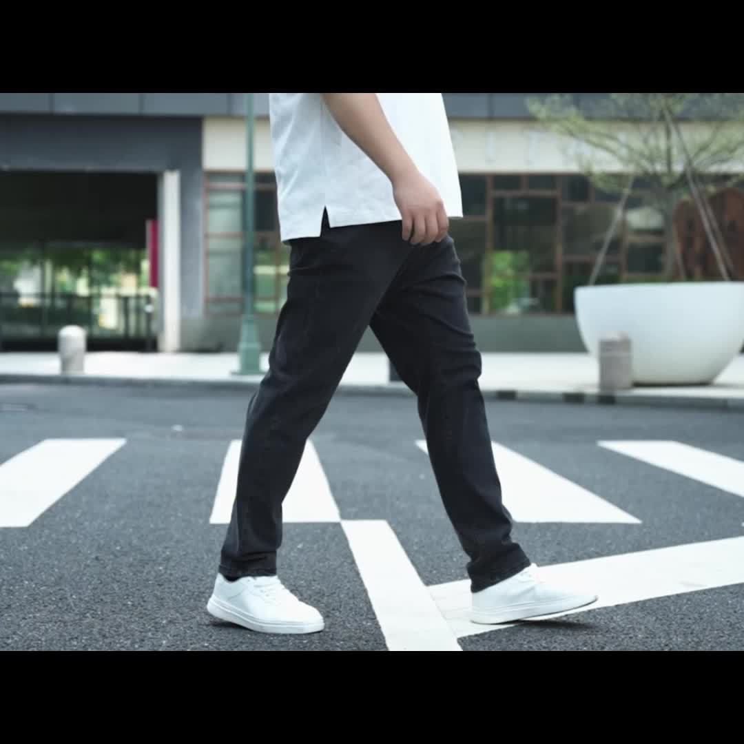 Plus Size Loose Fit Jeans